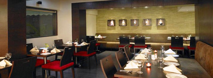 774/Royal Orchid Golden Suites - Pune 05.jpg